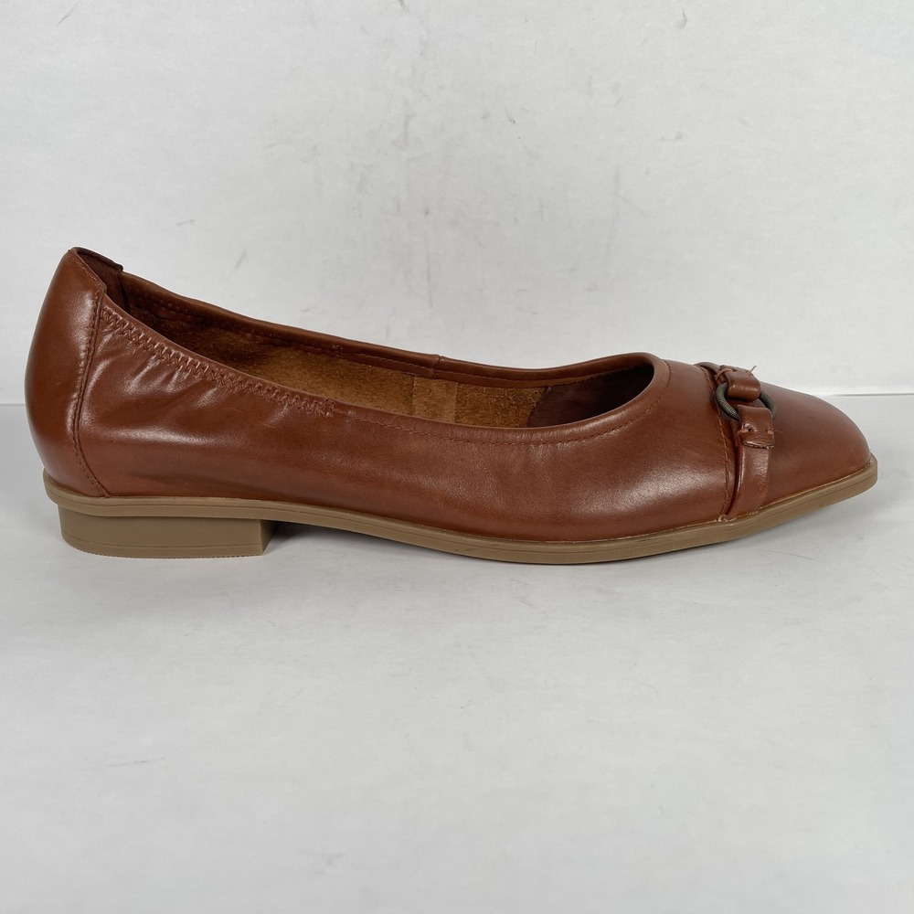 Clarks Lyrical Sky Shoes Womens Size 9.5 Leather Flats Comfort Slip On Loafers